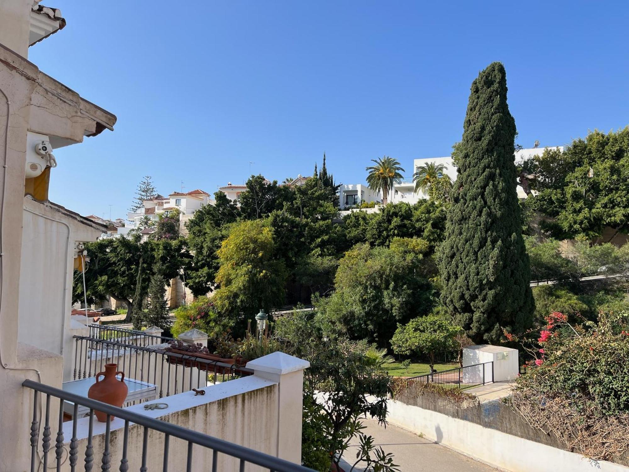 Nerja 4 Villa ภายนอก รูปภาพ